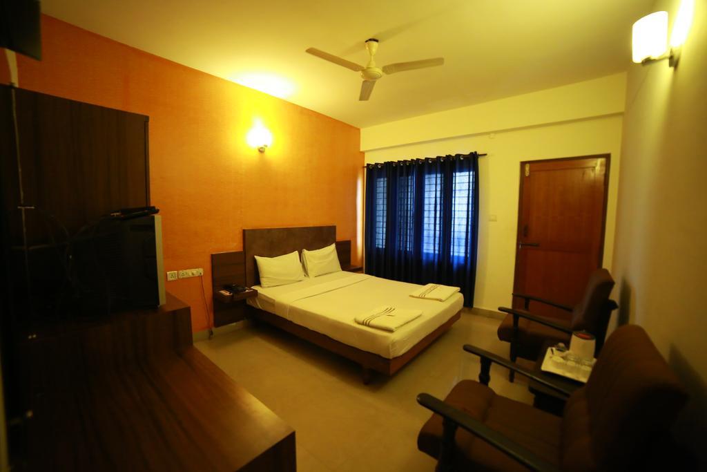 Qik Stay @ S.K. Continental Mysore Ngoại thất bức ảnh