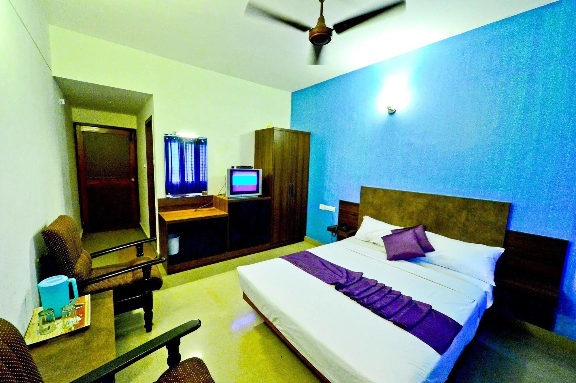 Qik Stay @ S.K. Continental Mysore Ngoại thất bức ảnh